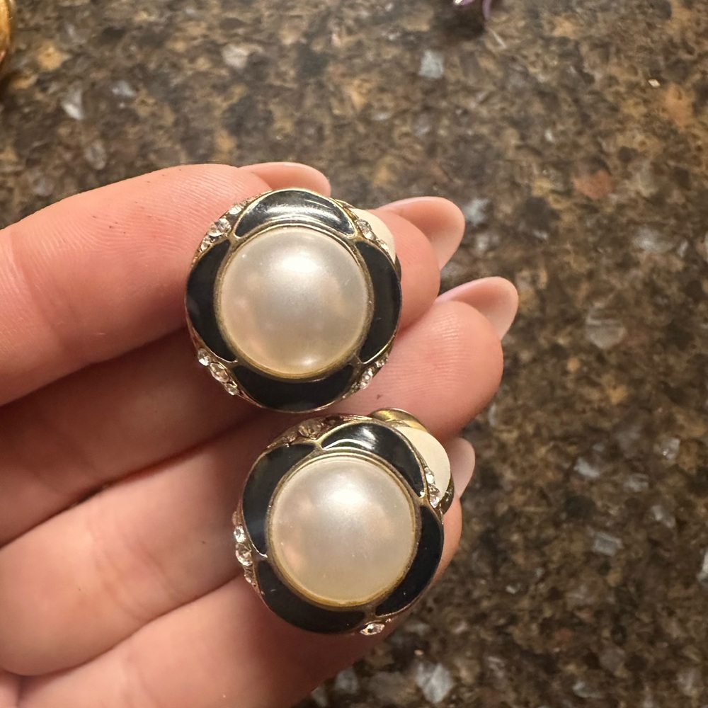 Clip on earrings